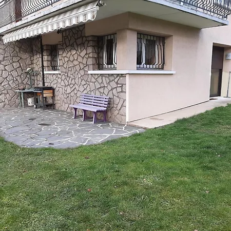 Rose Garden Affittacamere Craponne-sur-Arzon